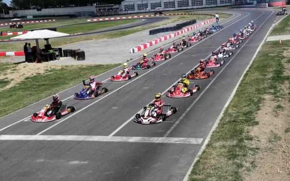 EASYKART VENEZOLANO EN ITALIA, categoría EasyKart 60 – U10